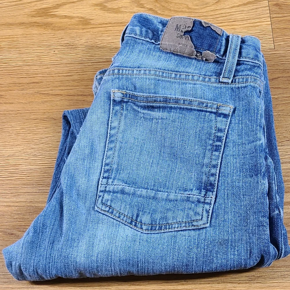 MOSSIMO 30x29 VINTAGE FADED DISTRESSED DENIM BLUE MENS TOTAL FLEX JEANS